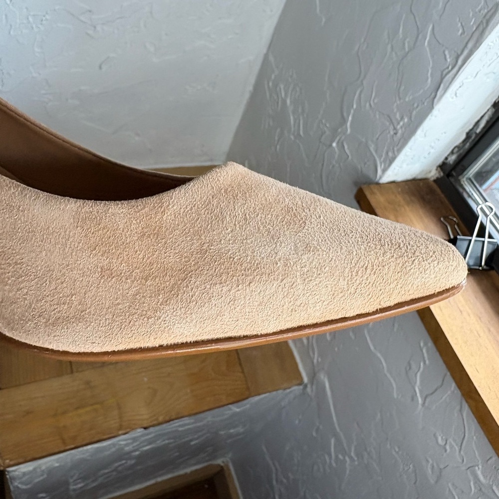 Everlane Beige Suede Heels The banana 3” heel leather NWOB size 7.5 - Picture 11 of 13
